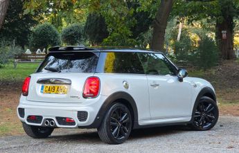 MINI HATCH 2.0 Cooper S Sport Auto 3dr