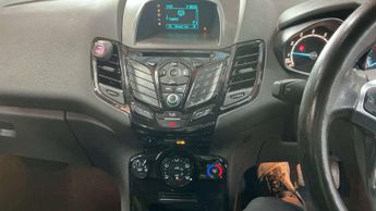 FORD FIESTA 1.2 Fiesta Zetec 5dr *NATIONAL DELIVERY*