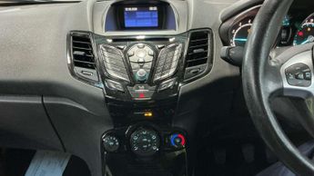 FORD FIESTA 1.2 Fiesta Zetec 3dr *NATIONAL DELIVERY*
