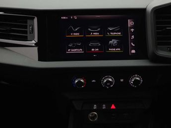 AUDI A1 1.0 A1 Sportback 25 TFSI Technik Semi-Auto 5dr