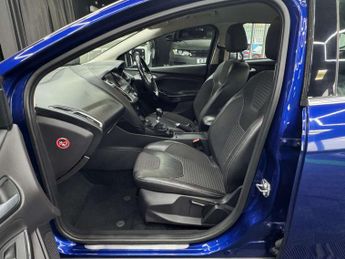FORD FOCUS 1.0 Focus Titanium X 5dr