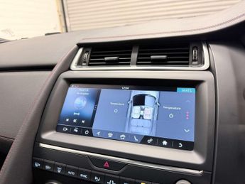JAGUAR E-PACE 2.0 E-PACE Chequered Flag D AWD Auto 4WD 5dr