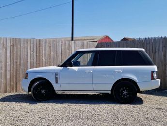 LAND ROVER RANGE ROVER 4.4 Range Rover Vogue SE TDV8 Automatic 4WD 5dr - NATIONAL DELIV