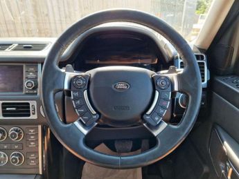 LAND ROVER RANGE ROVER 4.4 Range Rover Vogue SE TDV8 Automatic 4WD 5dr - NATIONAL DELIV