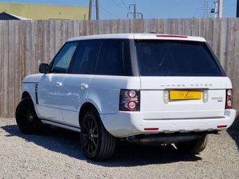 LAND ROVER RANGE ROVER 4.4 Range Rover Vogue SE TDV8 Automatic 4WD 5dr - NATIONAL DELIV