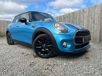 MINI Hatch 1.5 Cooper Automatic 5dr - NATIONAL DELIVERY*