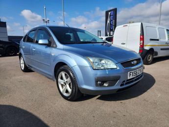 Ford Focus 1.6 Focus Ghia 5dr