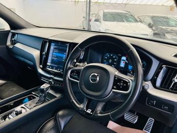 VOLVO XC60 2.0 XC60 R-Design D4 AWD Auto 4WD 5dr