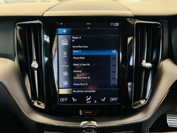 VOLVO XC60 2.0 XC60 R-Design D4 AWD Auto 4WD 5dr