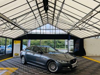 Jaguar XE 2.0 XE R-Sport D Auto 4dr