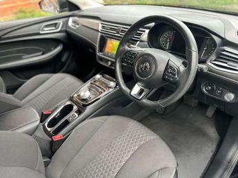MG 5 MG 5 Excite EV 5dr
