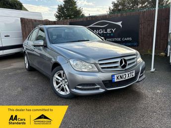 Mercedes C Class 2.1 C220 Executive SE CDi BlueEfficiency 4dr