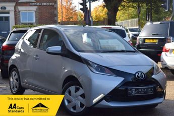 Toyota AYGO 1.0 Aygo X-Play VVT-i 5dr