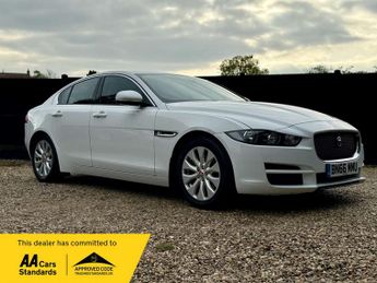 Jaguar XE 2.0 XE SE D 4dr