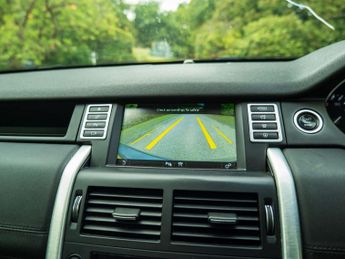 LAND ROVER DISCOVERY SPORT 2.0 Discovery Sport Black HSE TD4 Auto 4WD 5dr