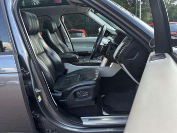 LAND ROVER RANGE ROVER 4.4 Range Rover Autobiography SDV8 Auto 4WD 5dr