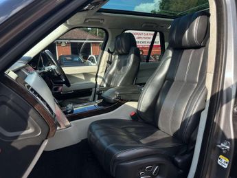 LAND ROVER RANGE ROVER 4.4 Range Rover Autobiography SDV8 Auto 4WD 5dr