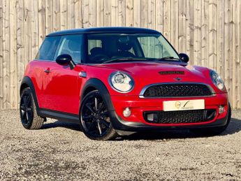 MINI Hatch 1.6 Cooper S 3dr - FREE DELIVERY*