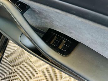 TESLA MODEL 3 Model 3 Long Range AWD 4WD 4dr