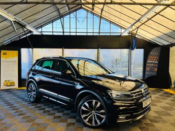 Volkswagen Tiguan 2.0 Tiguan R-Line TSi BlueMotion Technology 4Motion Semi-Auto 4W