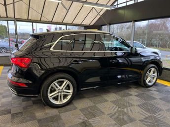 AUDI Q5 2.0 Q5 PHEV S Line 50 TFSI E Quattro Semi-Auto 4WD 5dr