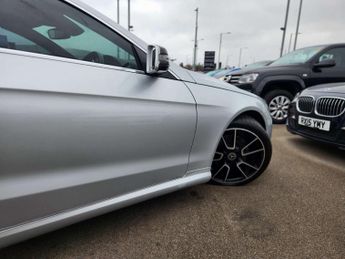 MERCEDES-BENZ E-CLASS 2.1 E220 Sport CDi BlueEfficiency Auto 2dr