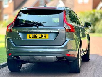 VOLVO XC60 2.4 SE Lux Nav D5 AWD