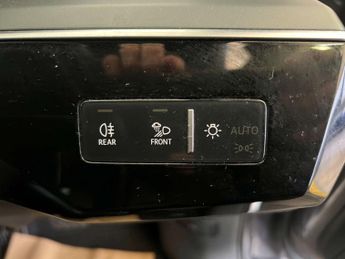 AUDI E-TRON e-tron Sport 55 Quattro 4WD 5dr