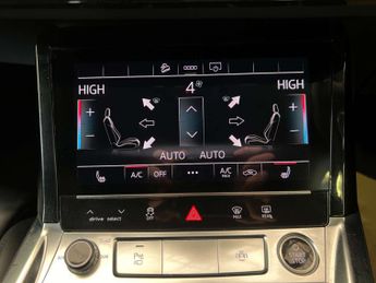 AUDI E-TRON e-tron Sport 55 Quattro 4WD 5dr