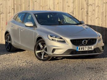 Volvo V40 2.0 V40 R-Design D2 5dr - NATIONAL DELIVERY*