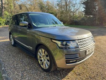 Land Rover Range Rover 3.0 TD V6 Vogue SE Auto 4WD Euro 6 (s/s) 5dr