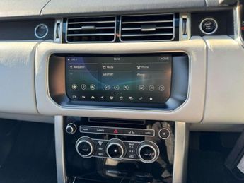 Land Rover Range Rover 3.0 TD V6 Vogue SE Auto 4WD Euro 6 (s/s) 5dr