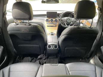 Mercedes-Benz GLC Class 3.0 GLC350d V6 AMG Line (Premium Plus) G-Tronic 4MATIC Euro 6 (s