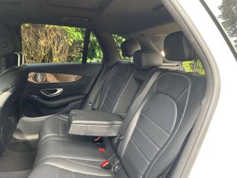 Mercedes-Benz GLC Class 3.0 GLC350d V6 AMG Line (Premium Plus) G-Tronic 4MATIC Euro 6 (s
