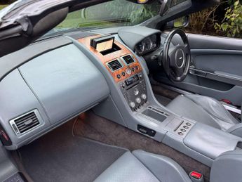 ASTON MARTIN DB9 5.9 DB9 Volante Auto 2dr