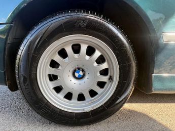 BMW 5 SERIES 2.8 528I SE 4dr