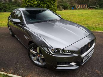 Jaguar XE 2.0 XE R-Sport D Auto 4dr