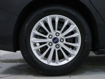 FORD FOCUS 1.0 Focus Titanium Auto 5dr