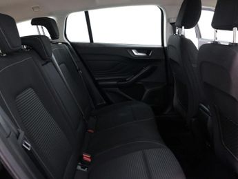 FORD FOCUS 1.0 Focus Titanium Auto 5dr