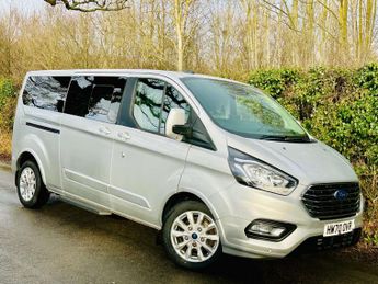 Ford Tourneo 2.0 Tourneo Custom 320 Titanium EcoBlue Auto 4dr