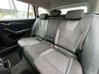 SKODA OCTAVIA 1.4 TSI iV 13kWh SE Technology DSG Euro 6 (s/s) 5dr