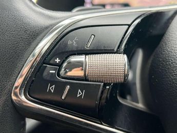 SKODA OCTAVIA 1.4 TSI iV 13kWh SE Technology DSG Euro 6 (s/s) 5dr