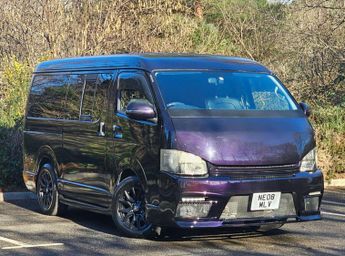 Toyota Hiace 