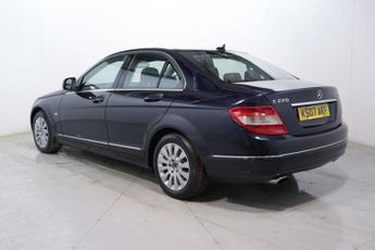 MERCEDES C-CLASS 2.1 C220 CDI Elegance Auto Euro 4 4dr