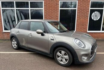 MINI Hatch 1.5 Cooper D 5dr