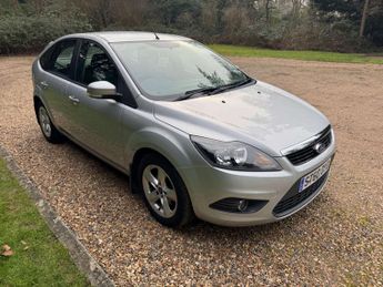 Ford Focus 1.6 Focus Zetec Auto 5dr