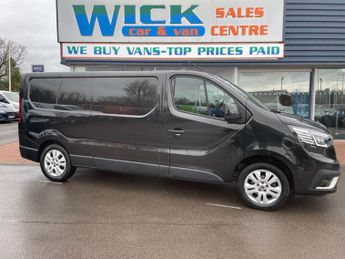 Renault Trafic 2.0 dCi Blue 30 Sport Panel Van 5dr Diesel Manual LWB Euro 6 (s/