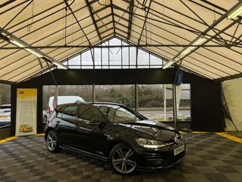 Volkswagen Golf TDi 2.0 Golf R-Line TDI Semi-Auto 5dr