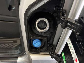 Ford Transit Custom 320 Limited 2.0 EcoBlue Auto SWB