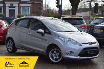 Ford Fiesta 1.4 Fiesta Zetec Auto 5dr